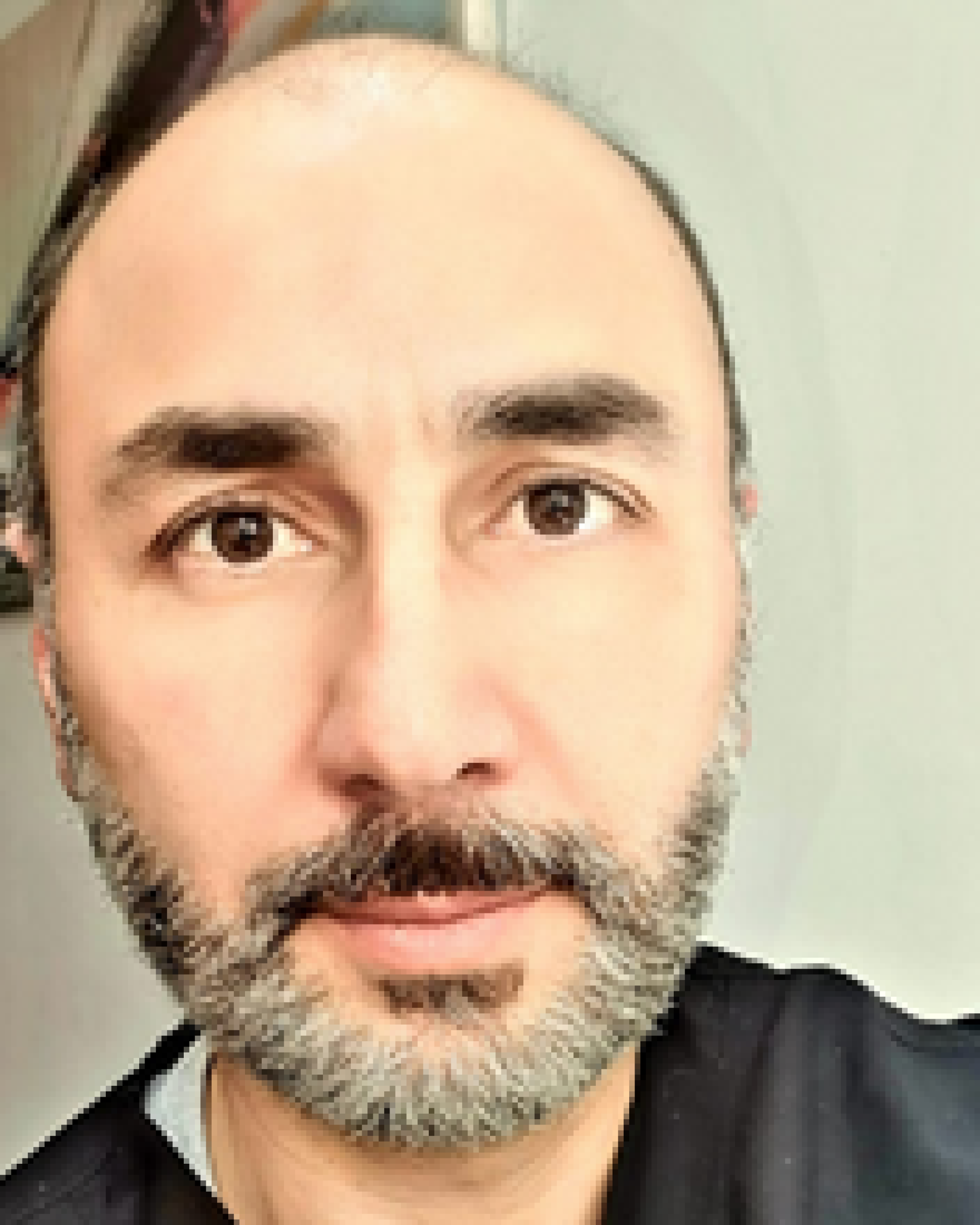 Dr. Alvaro Márquez